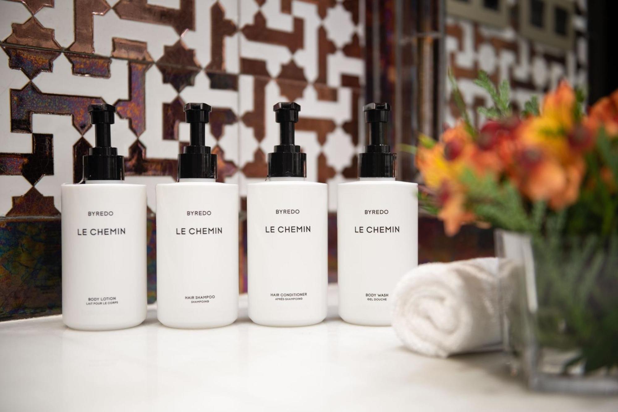 Hotel Alfonso Xiii, A Luxury Collection Hotel, Siviglia Esterno foto Le Chemin products