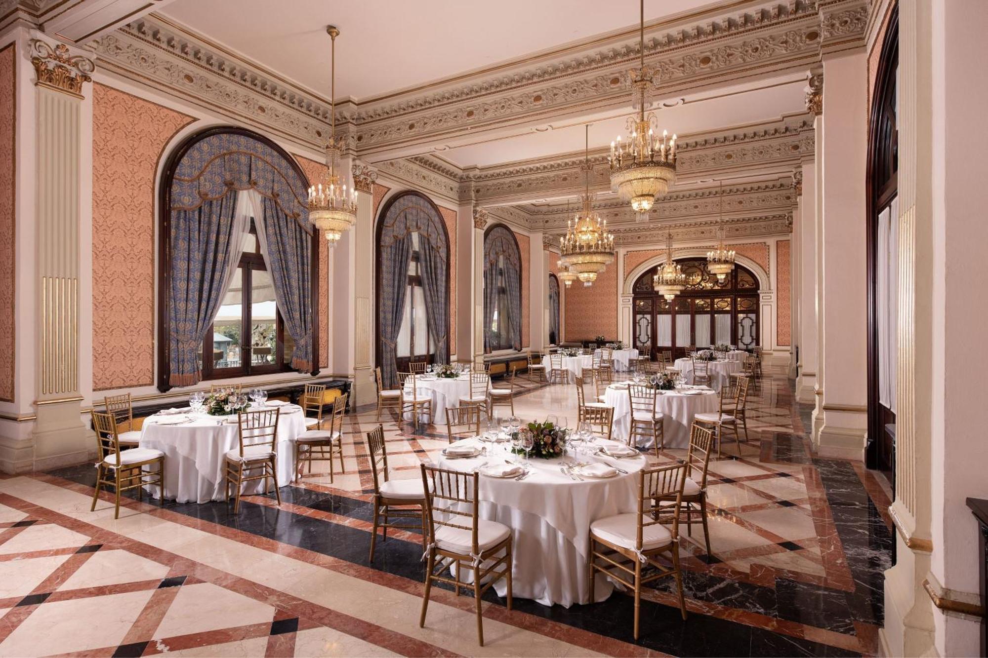 Hotel Alfonso Xiii, A Luxury Collection Hotel, Siviglia Esterno foto The ballroom