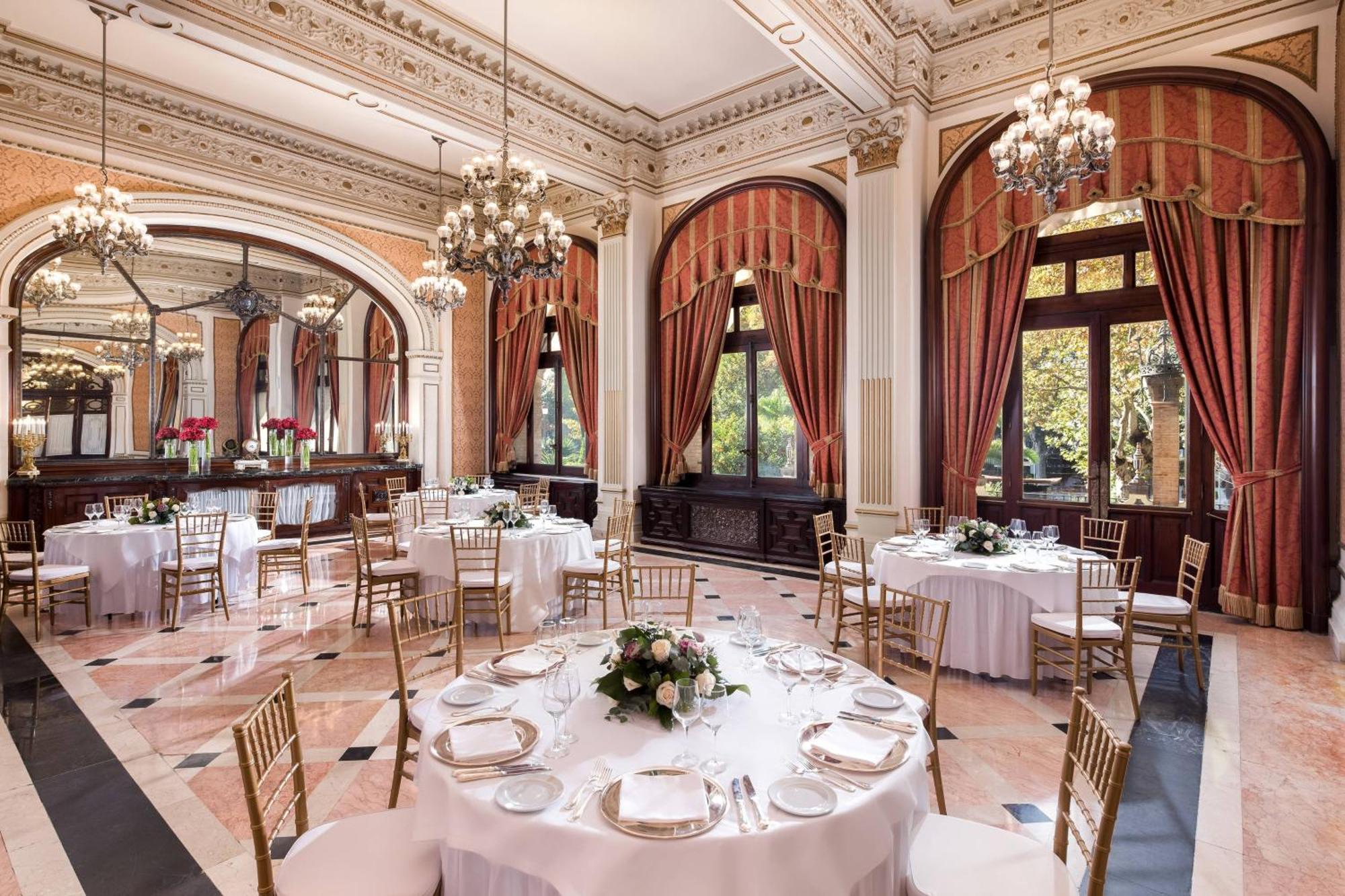 Hotel Alfonso Xiii, A Luxury Collection Hotel, Siviglia Esterno foto The ballroom