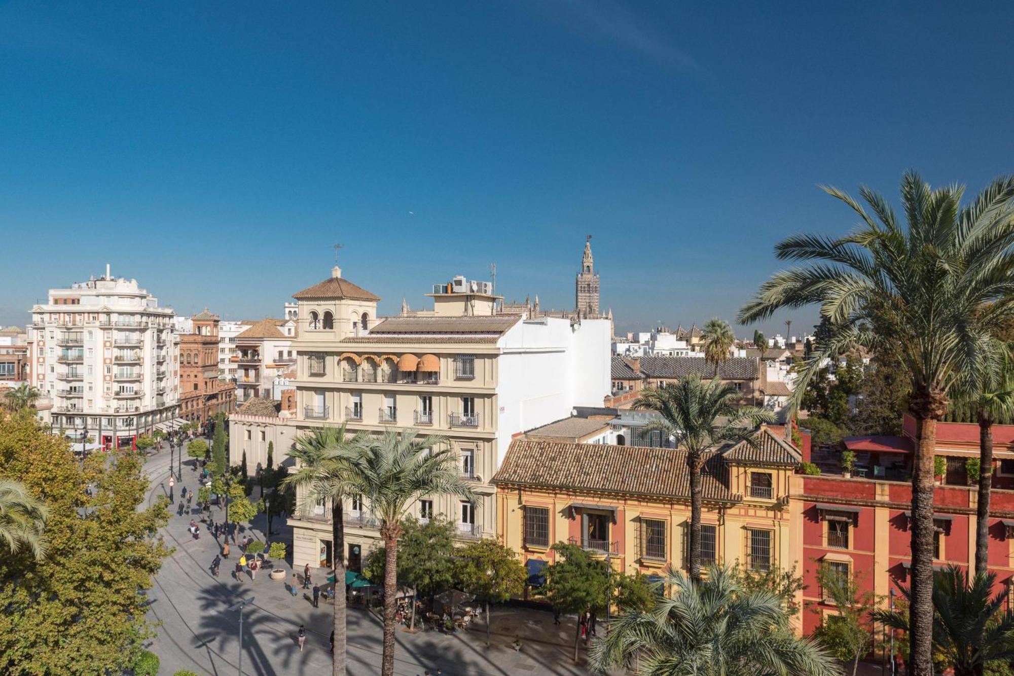 Hotel Alfonso Xiii, A Luxury Collection Hotel, Siviglia Esterno foto View of the city centre
